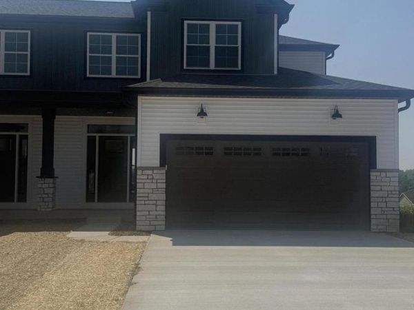 505 Golf DRIVE, Jefferson, WI 53549
