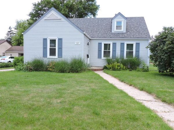 127 N Pleasant AVENUE, Jefferson, WI 53549
