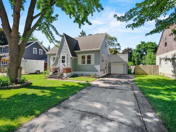 1851 PREBLE AVENUE, Green Bay, WI 54302