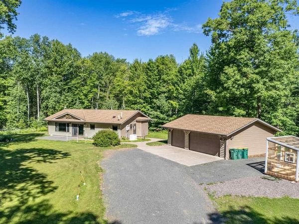 8494 S Oliphant Rd, South Range, WI 54874