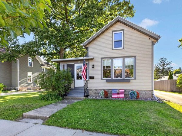 669 BOYD STREET, Oshkosh, WI 54901