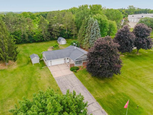 W685 MEADOW DRIVE, Green Lake, WI 54941