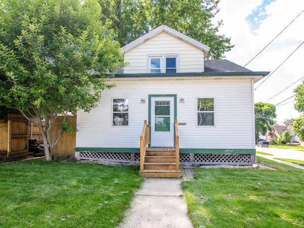 236 N Maple STREET, Watertown, WI 53094