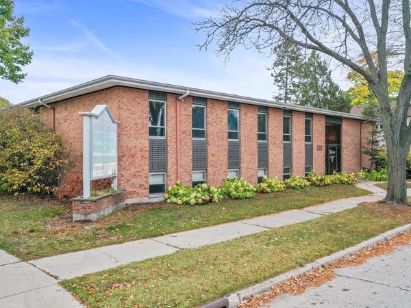 828 CHERRY STREET, Green Bay, WI 54301