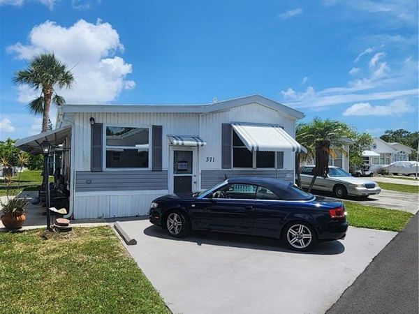 1674 UNIVERSITY PARKWAY , Unit 371, SARASOTA, FL 34243