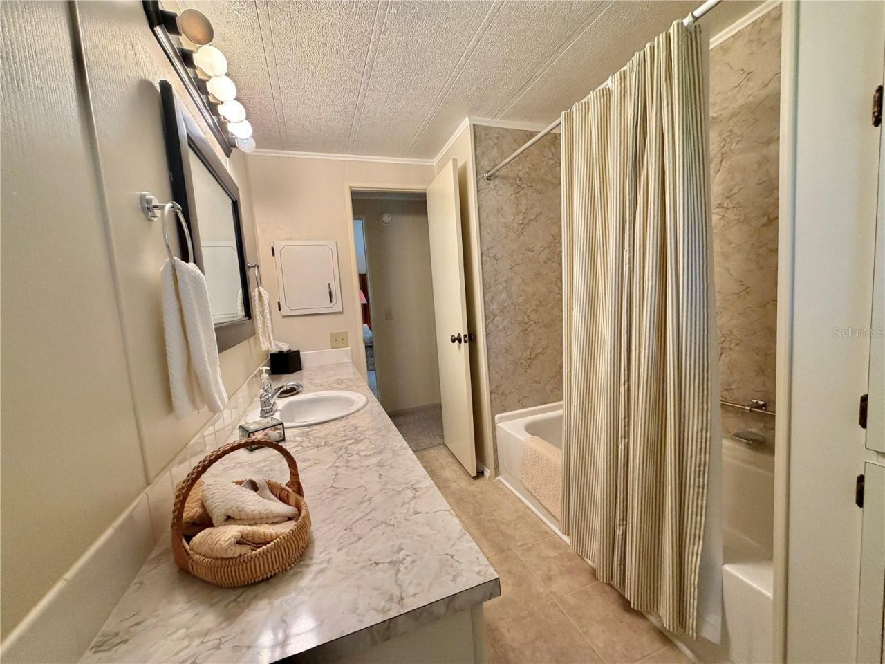 146 Hibiscus Way , Leesburg, FL 34748 Photo