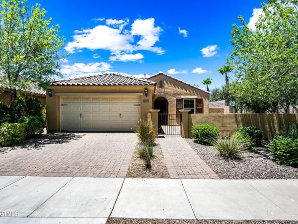 5032 S Curie Way, Mesa, AZ 85212