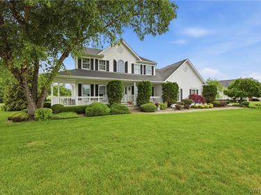 6981 Pintail Court, North Tonawanda, NY 14120