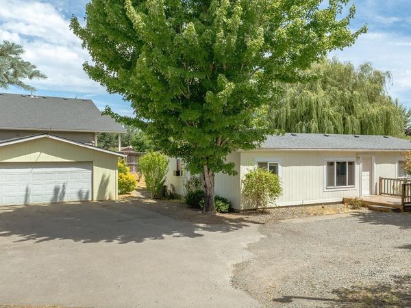 2225 Rogers Ln NW, Salem, OR 97304