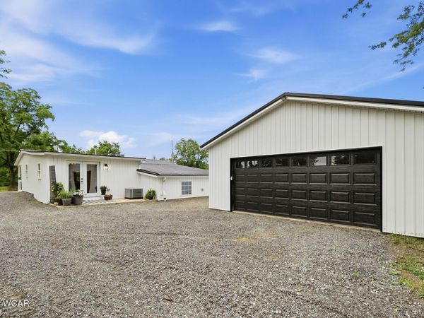3115 Loescher Road, Lima, OH 45801