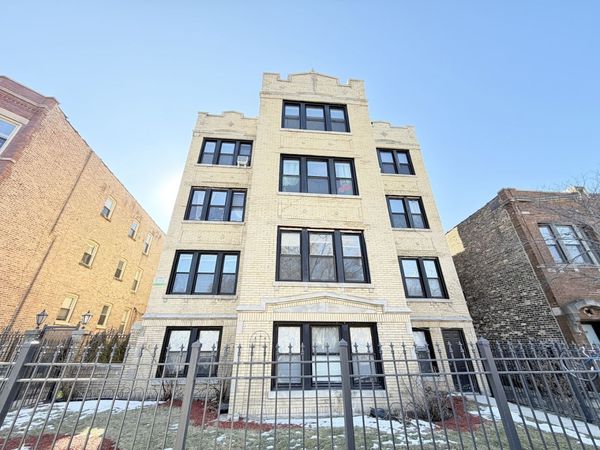 3155 W Augusta Boulevard , Unit 2B, Chicago, IL 60622