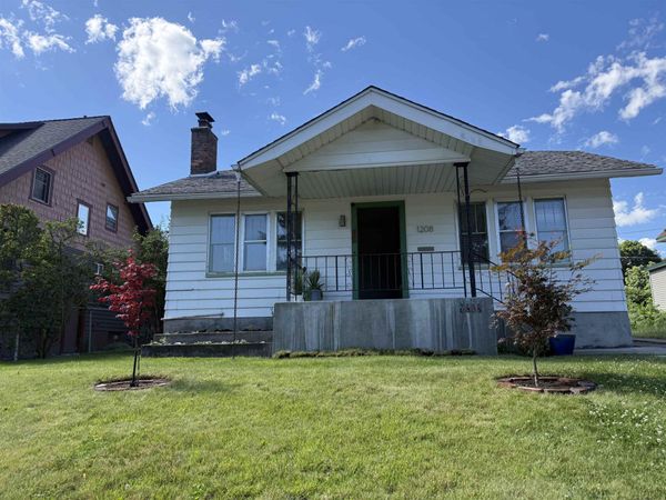1208 E E 11th Ave, Spokane, WA 99202