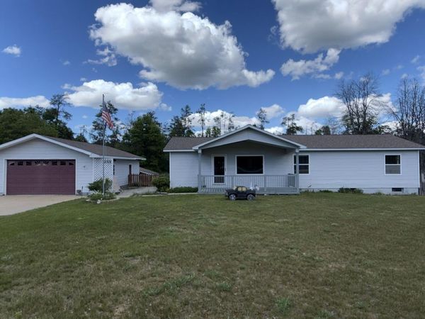 255 E M-72 Highway, Grayling, MI 49738