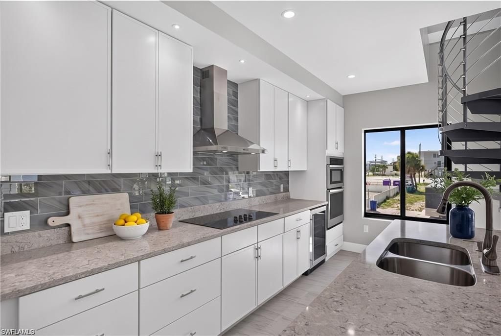 71 Mango St, Fort Myers Beach, FL 33931 Photo