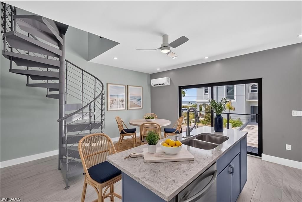 71 Mango St, Fort Myers Beach, FL 33931 Photo