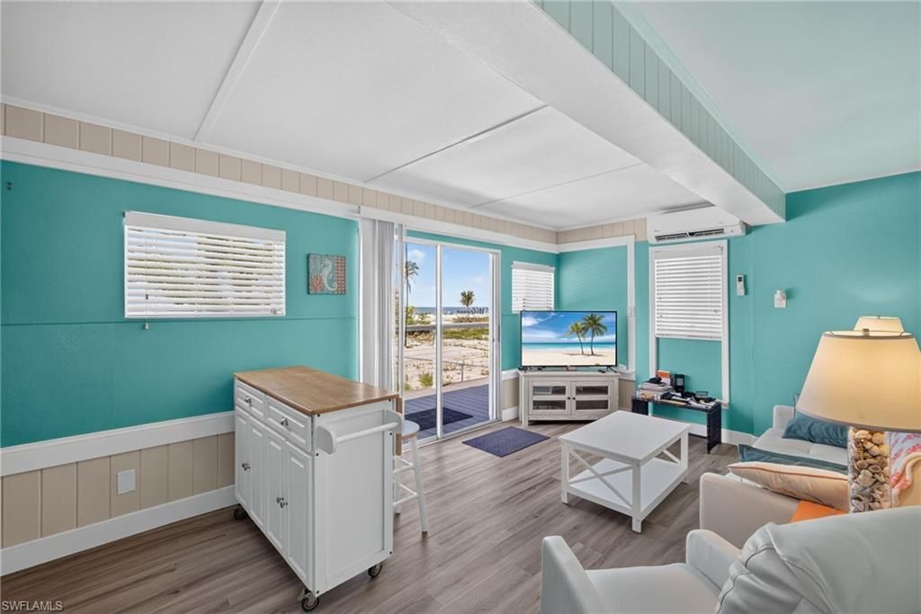71 Mango St, Fort Myers Beach, FL 33931 Photo