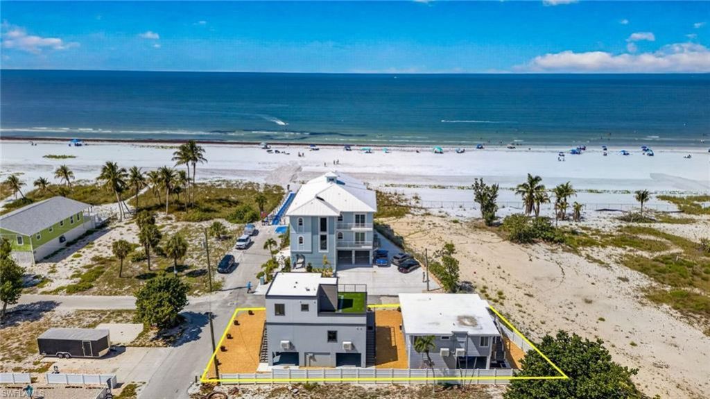 71 Mango St, Fort Myers Beach, FL 33931 Photo
