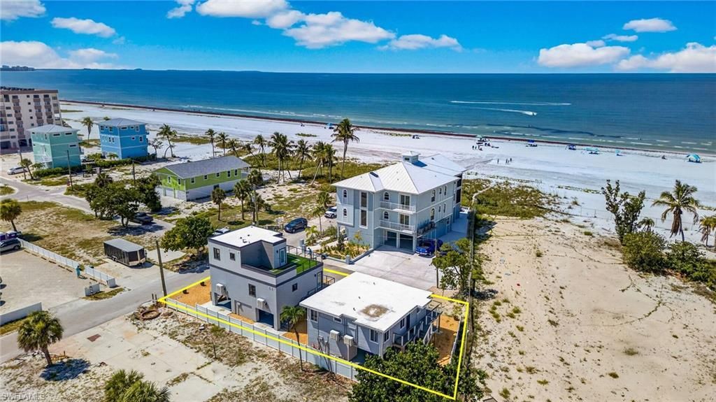 71 Mango St, Fort Myers Beach, FL 33931 Photo