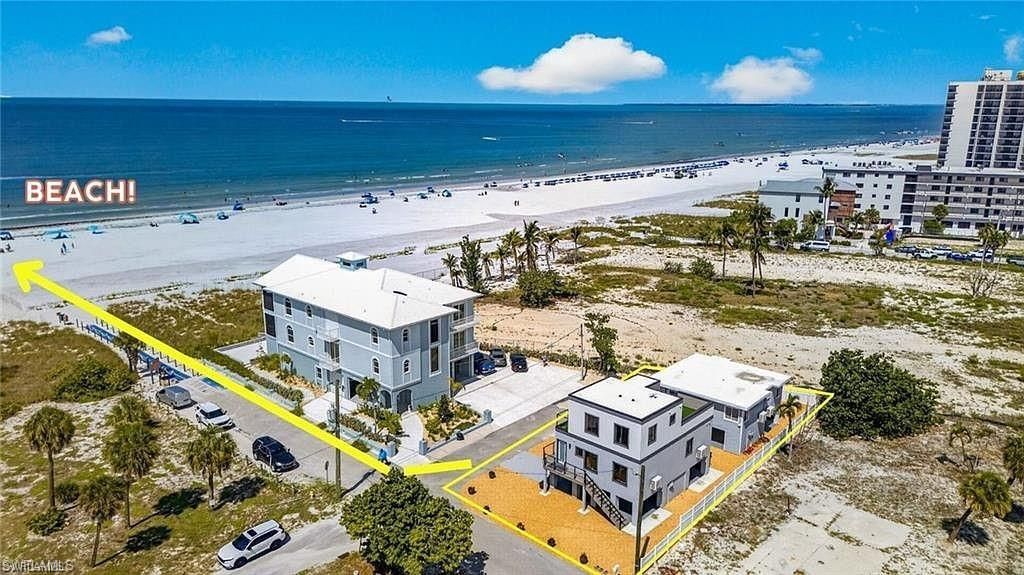 71 Mango St, Fort Myers Beach, FL 33931 Photo