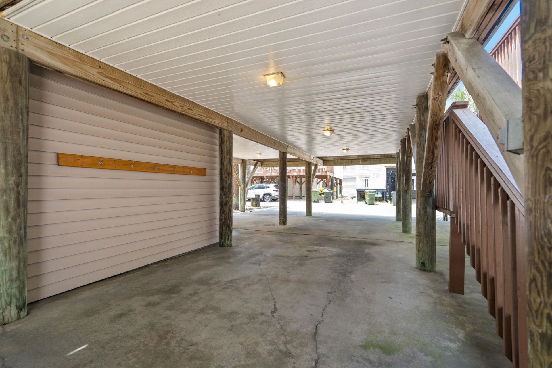 6001 - B7 S Kings Hwy. Photo 51