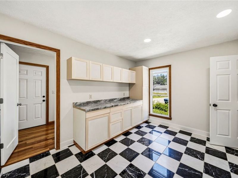 160 W Jackson Street, Painesville, OH 44077 Photo 19