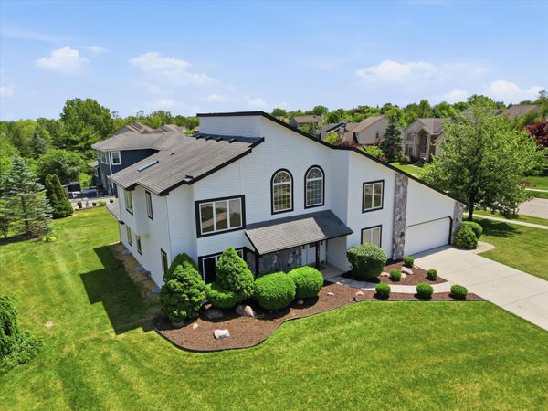 1657 Wake Robin Court, Ann Arbor, MI 48103