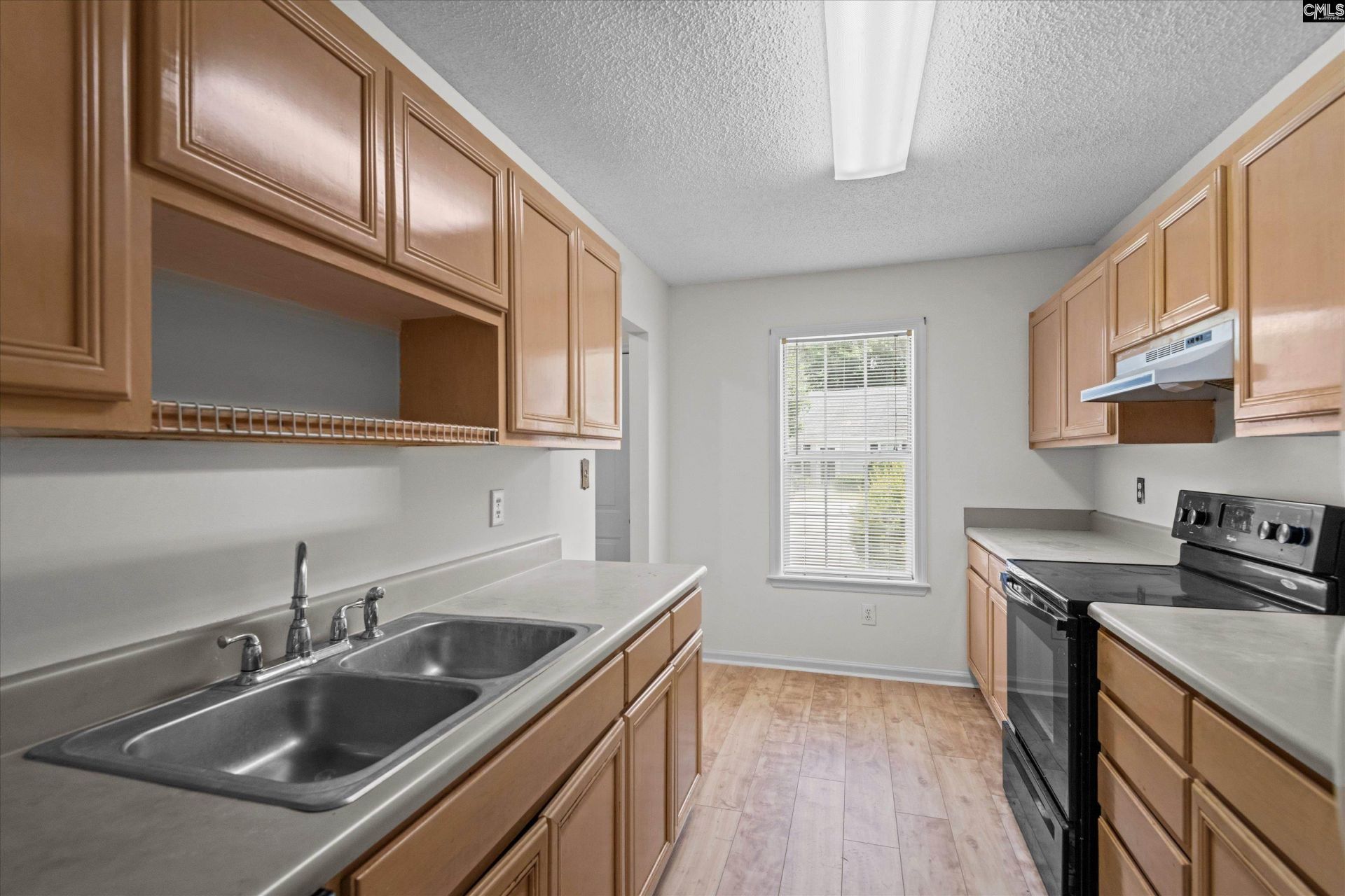 109 Londonberry Circle  Photo 10