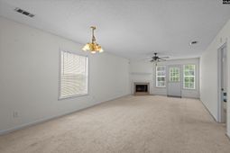 109 Londonberry Circle  photo 4