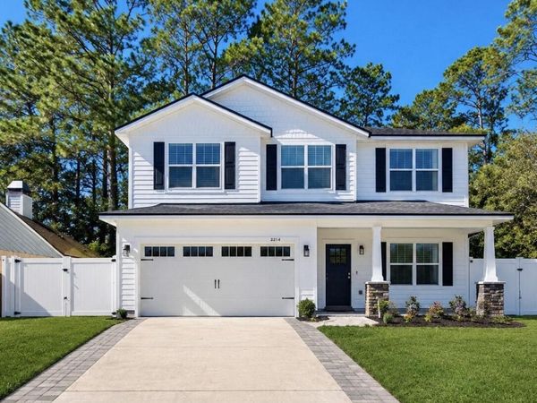 2214 TWIN PINES Circle W, Jacksonville, FL 32246