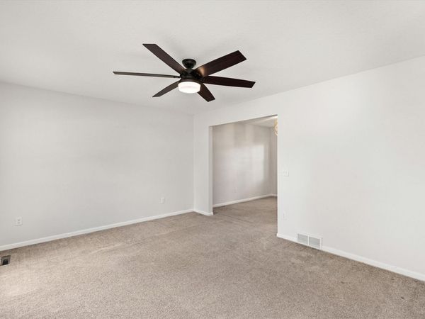 1421 NW Pebble Drive, Ankeny, IA 50023