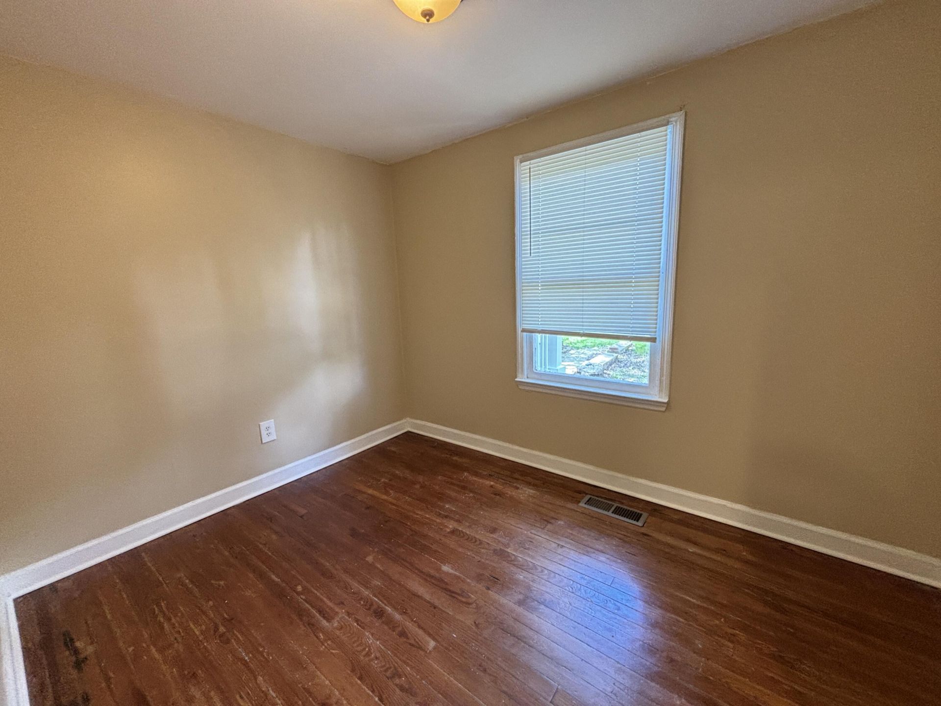 107 Sasportas Lane Photo 14