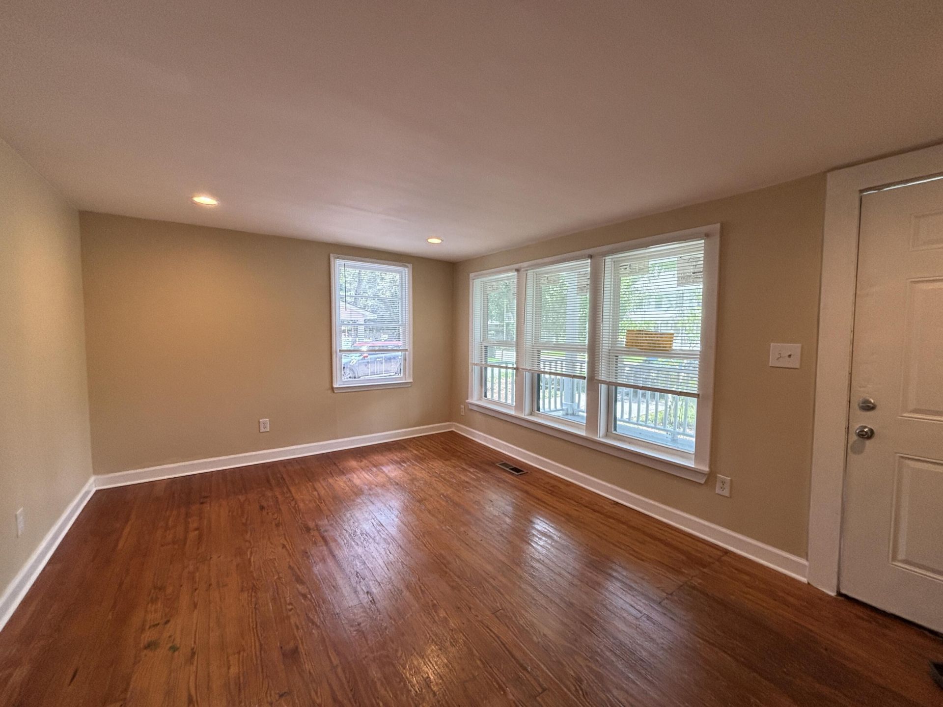107 Sasportas Lane Photo 7