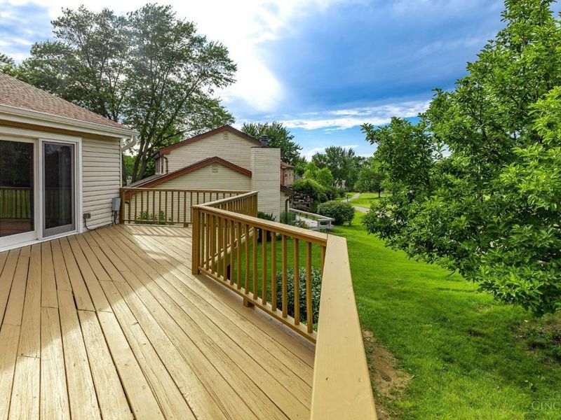 5562 Greenwillow Circle, West Chester, OH 45069 Photo 13
