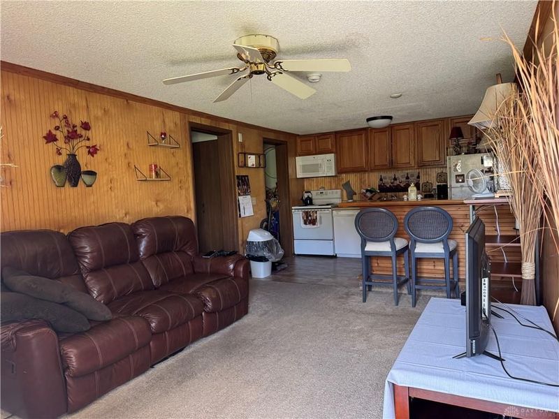 9552 Olde Woods Drive, Hamilton, OH 45011 Photo 2