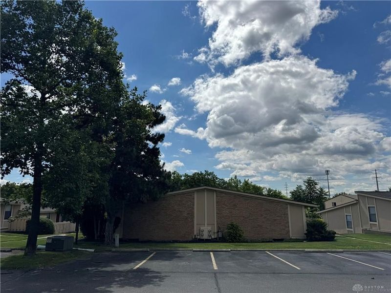 9552 Olde Woods Drive, Hamilton, OH 45011 Photo 6