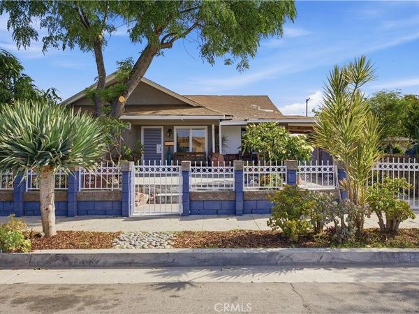 3227 Palm Ave., Lynwood, CA 90262