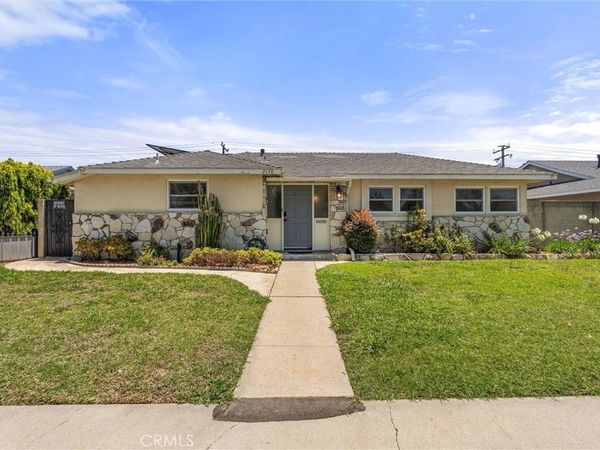3170 N Los Coyotes Diagonal, Long Beach, CA 90808
