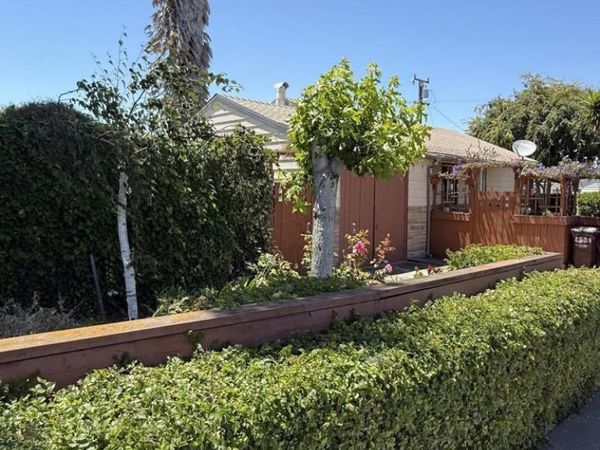 2501 MacArthur Ave, San Pablo, CA 94806