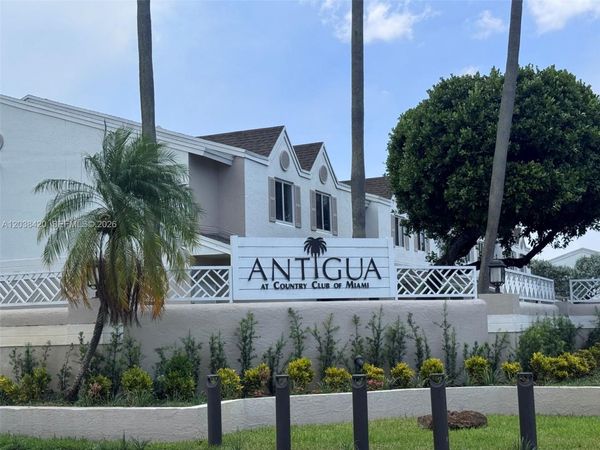 17425 NW 67th Pl , Unit N-13, Hialeah, FL 33015