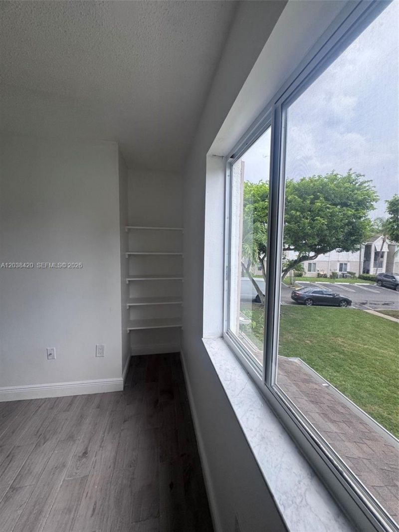 17425 NW 67th Pl, Unit N-13, Hialeah, FL 33015 Photo