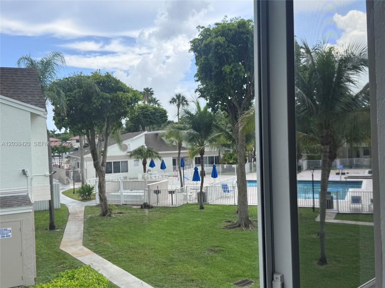 17425 NW 67th Pl, Unit N-13, Hialeah, FL 33015 Photo
