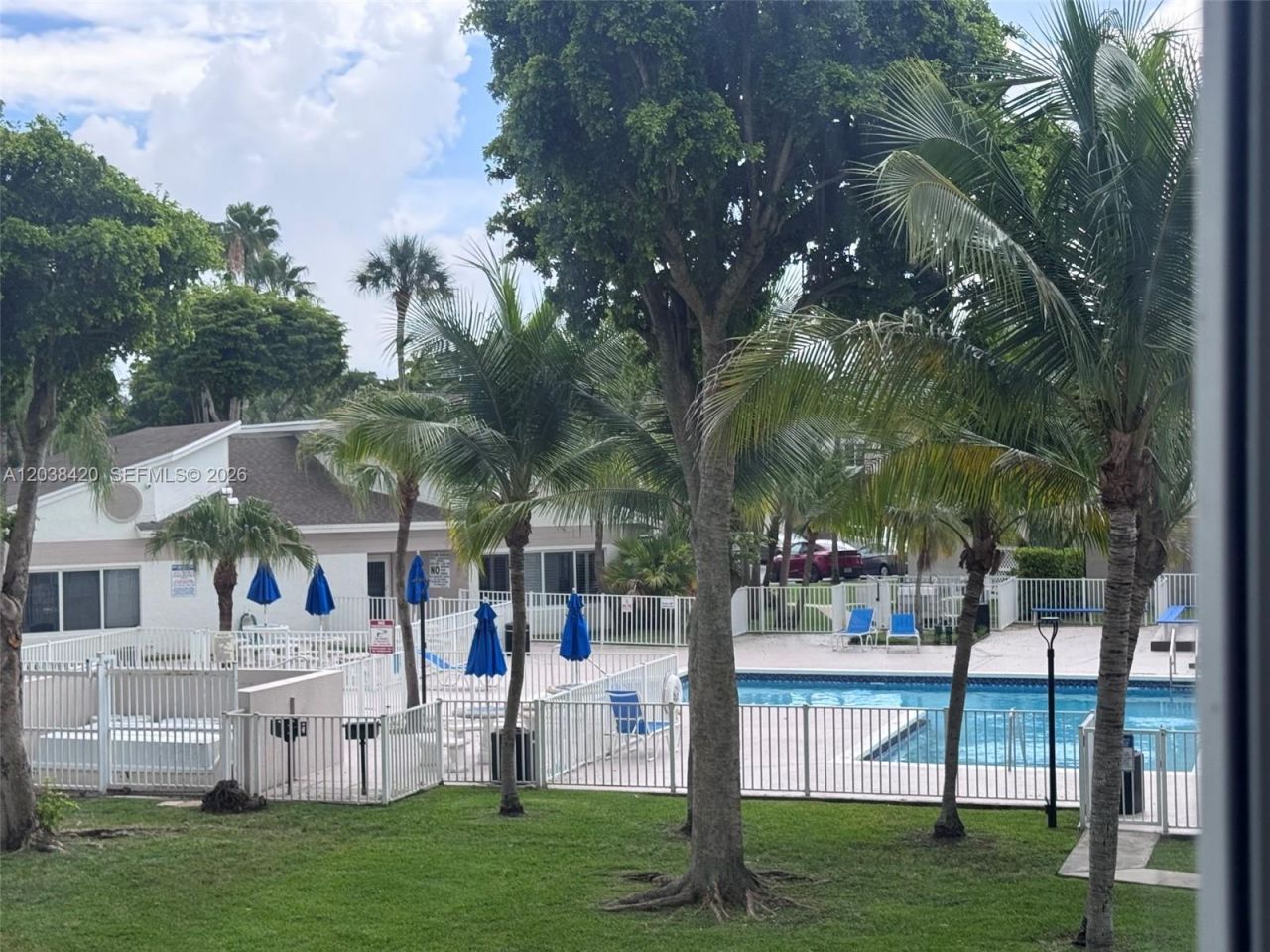 17425 NW 67th Pl, Unit N-13, Hialeah, FL 33015 Photo