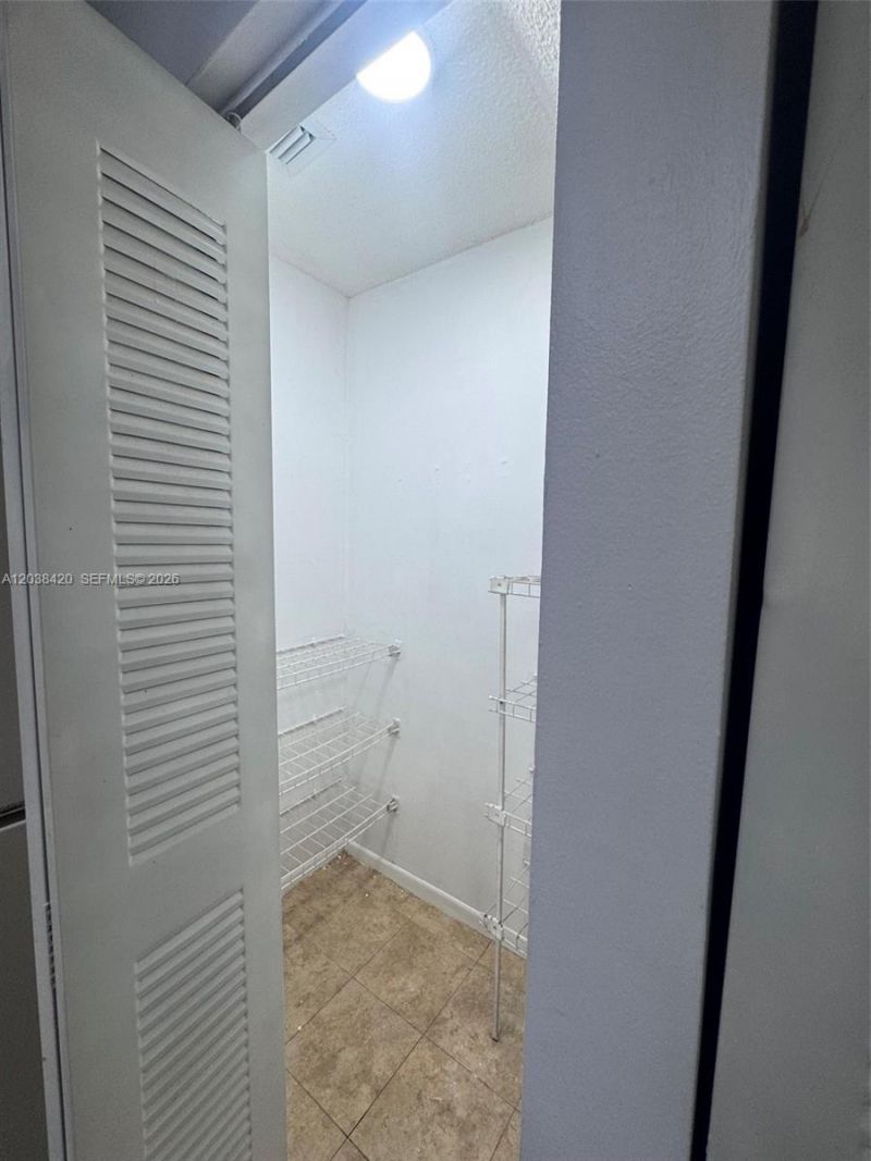17425 NW 67th Pl, Unit N-13, Hialeah, FL 33015 Photo