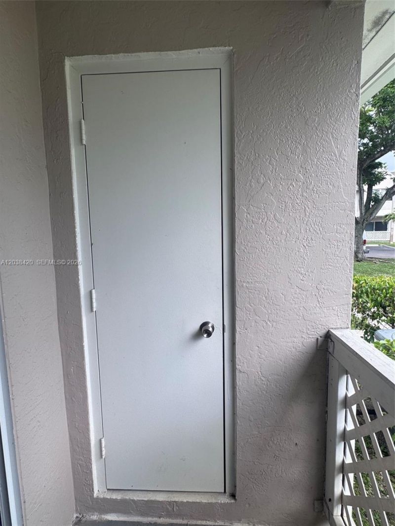 17425 NW 67th Pl, Unit N-13, Hialeah, FL 33015 Photo