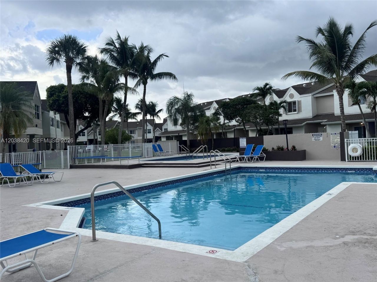 17425 NW 67th Pl, Unit N-13, Hialeah, FL 33015 Photo