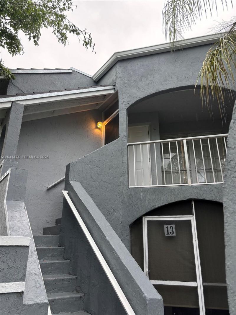 15655 SW 74th Cir Dr, Unit 14-6, Miami, FL 33193 Photo