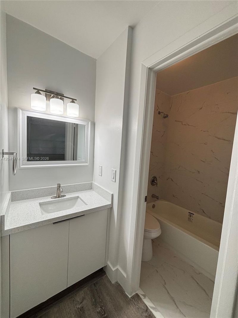 15655 SW 74th Cir Dr, Unit 14-6, Miami, FL 33193 Photo