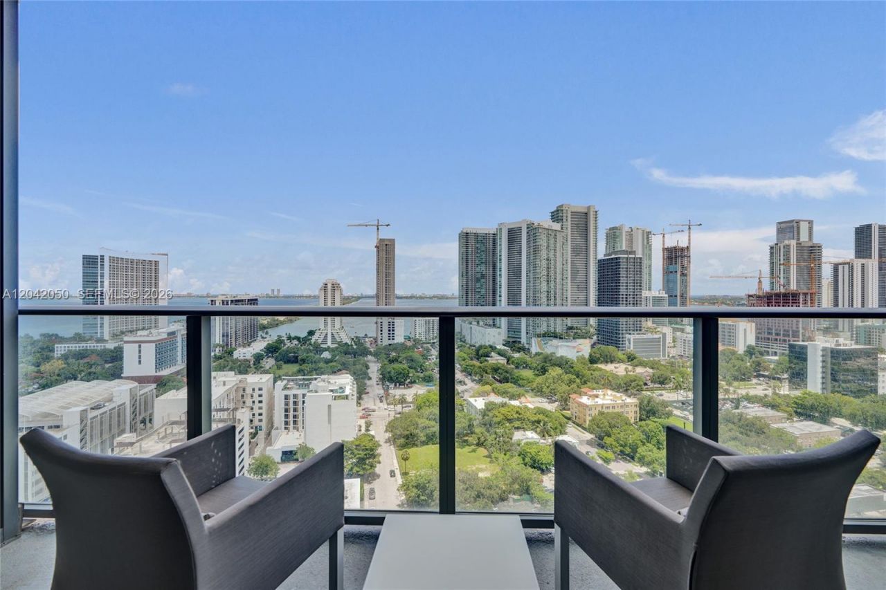 121 NE 34th St , Unit 2205, Miami, FL 33137 Photo