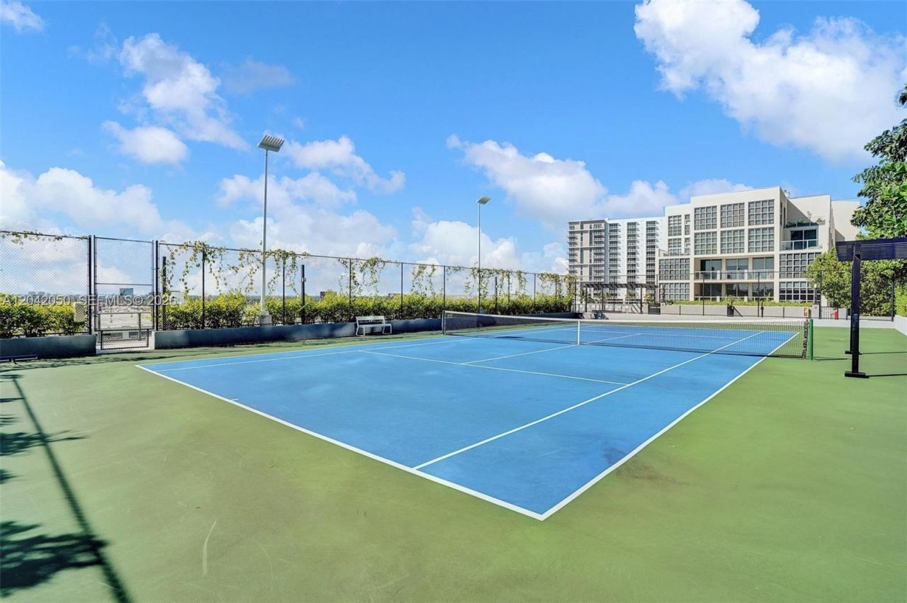 121 NE 34th St , Unit 2205, Miami, FL 33137 Photo