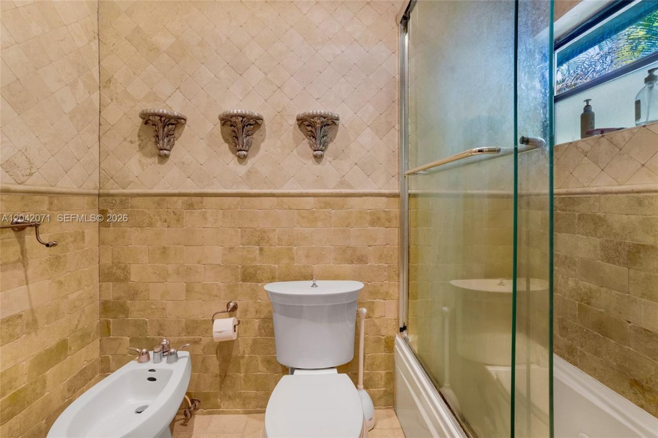 920 Aguero Ave, Coral Gables, FL 33146 Photo